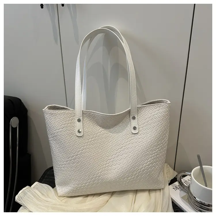 Women's Red Textured Shoulder Tote Bag Large Capacity — feature 25