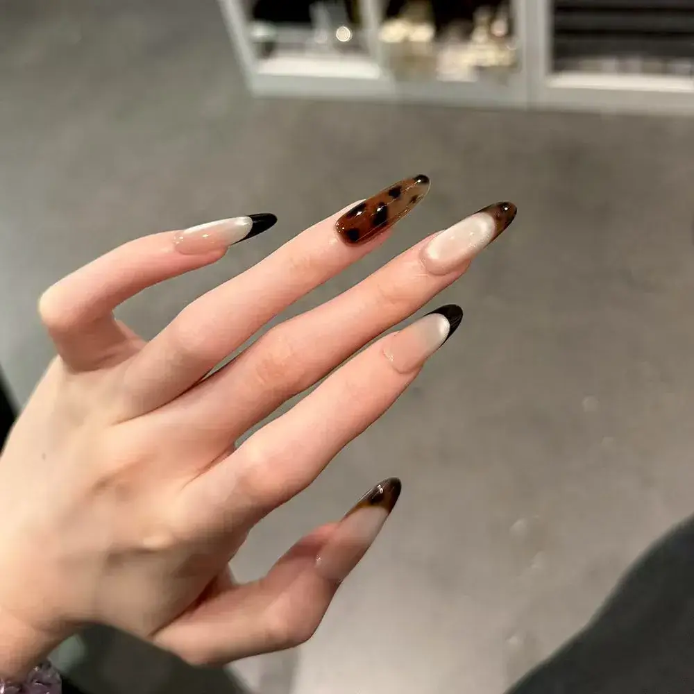 Nude Color Side Suction Cat Eye Nail Art - Image 32