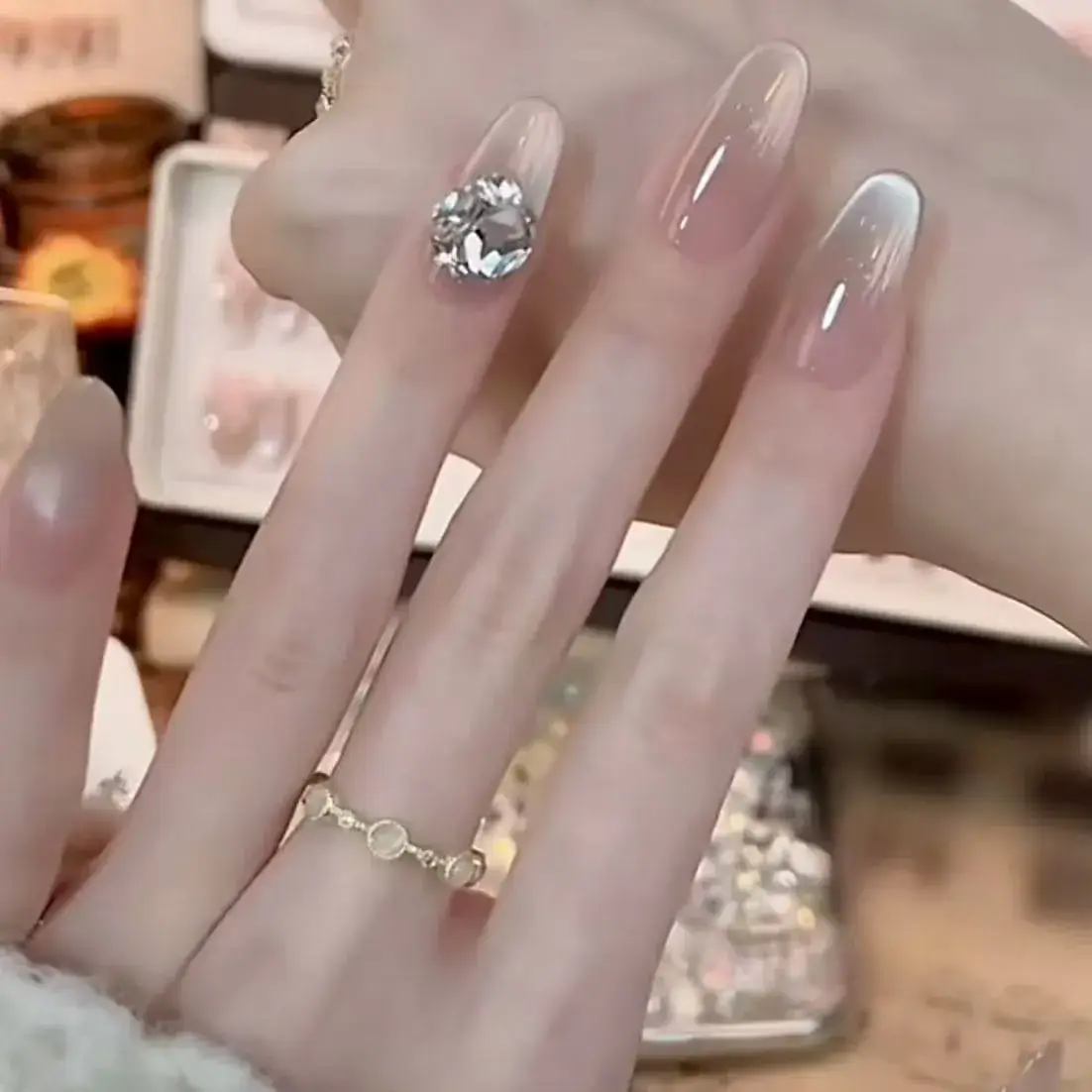 Nude Color Side Suction Cat Eye Nail Art - Image 34