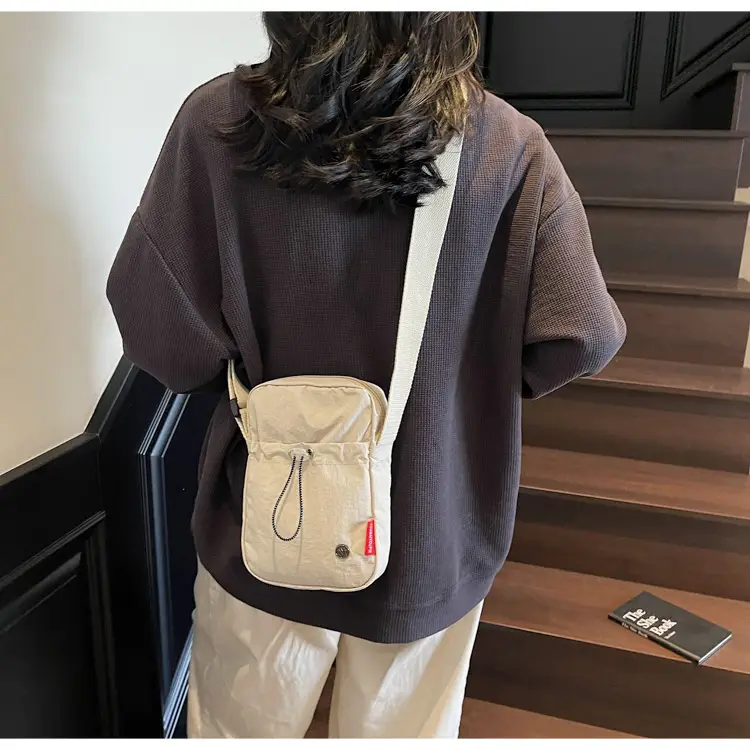 Women's Crossbody Phone Bag Korean Style Lightweight Shoulder Bag — feature 33