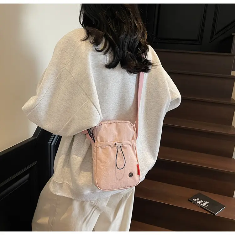 Women's Crossbody Phone Bag Korean Style Lightweight Shoulder Bag — feature 39