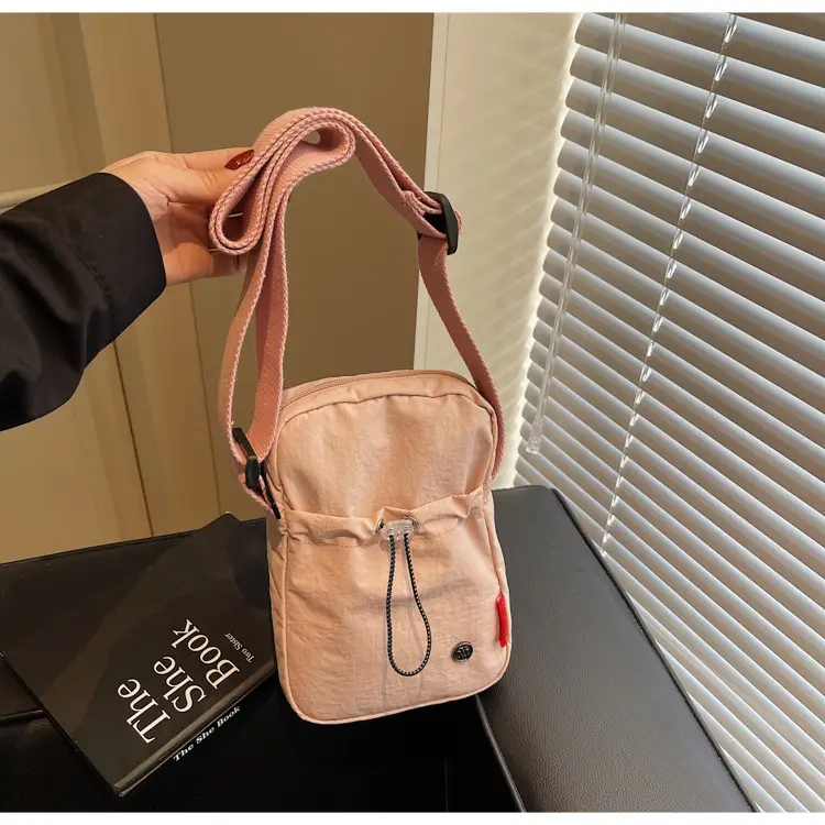 Women's Crossbody Phone Bag Korean Style Lightweight Shoulder Bag — feature 42