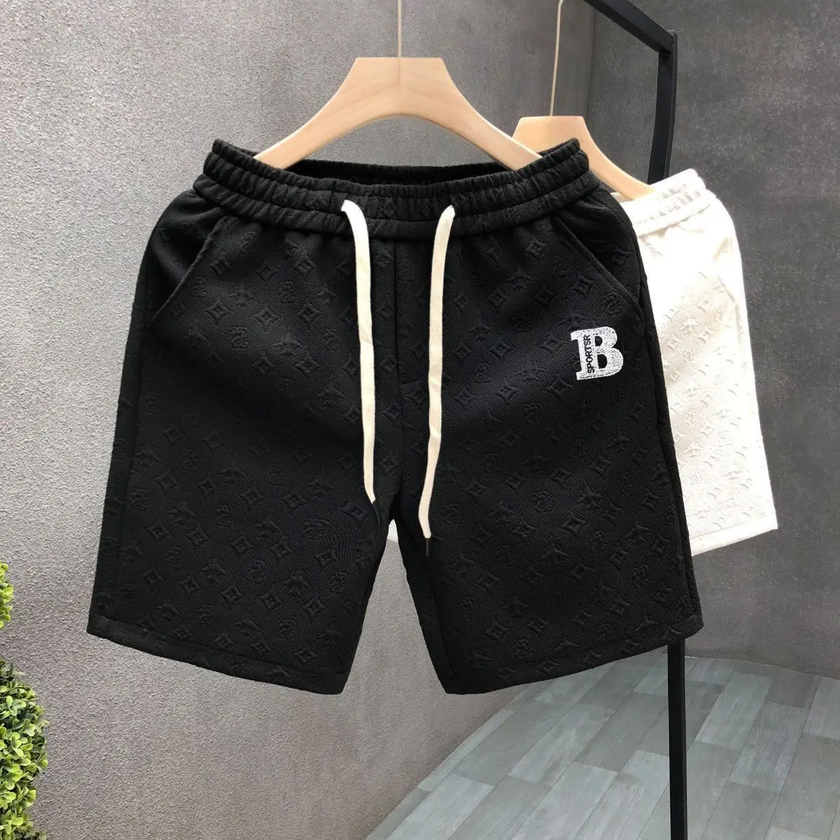 Men White Jacquard Drawstring Shorts - Image 3