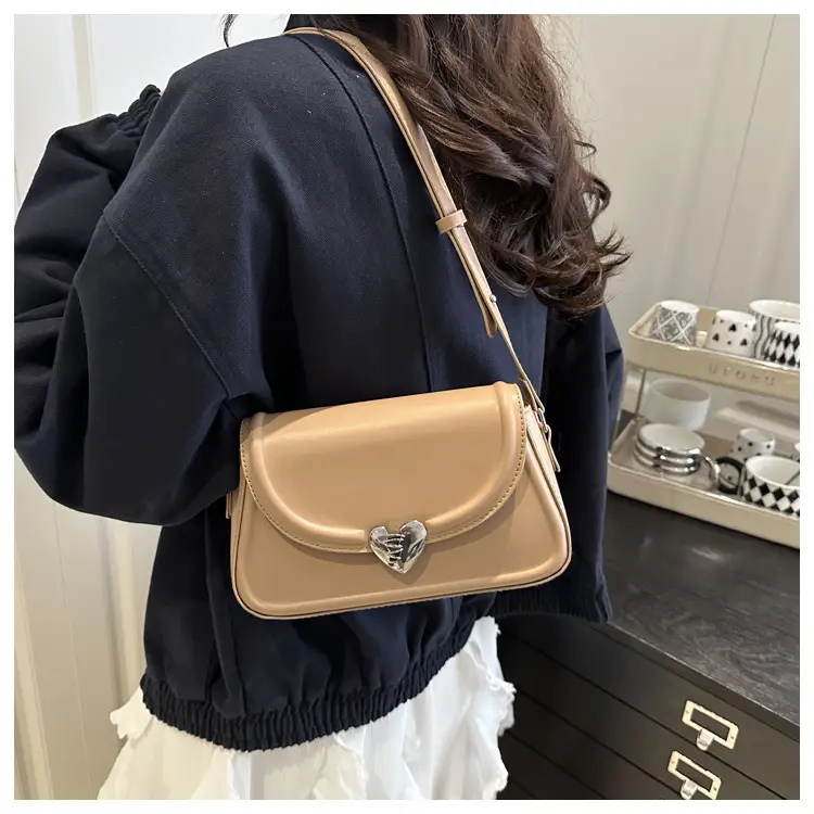 Pink French Style Heart Lock Shoulder Bag for Women — feature 18