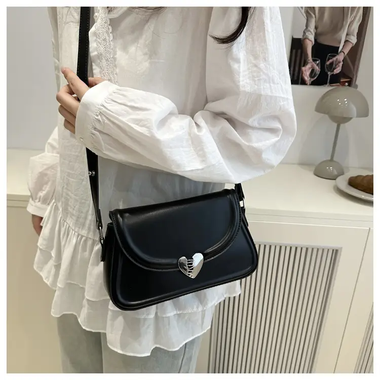 Pink French Style Heart Lock Shoulder Bag for Women — feature 26