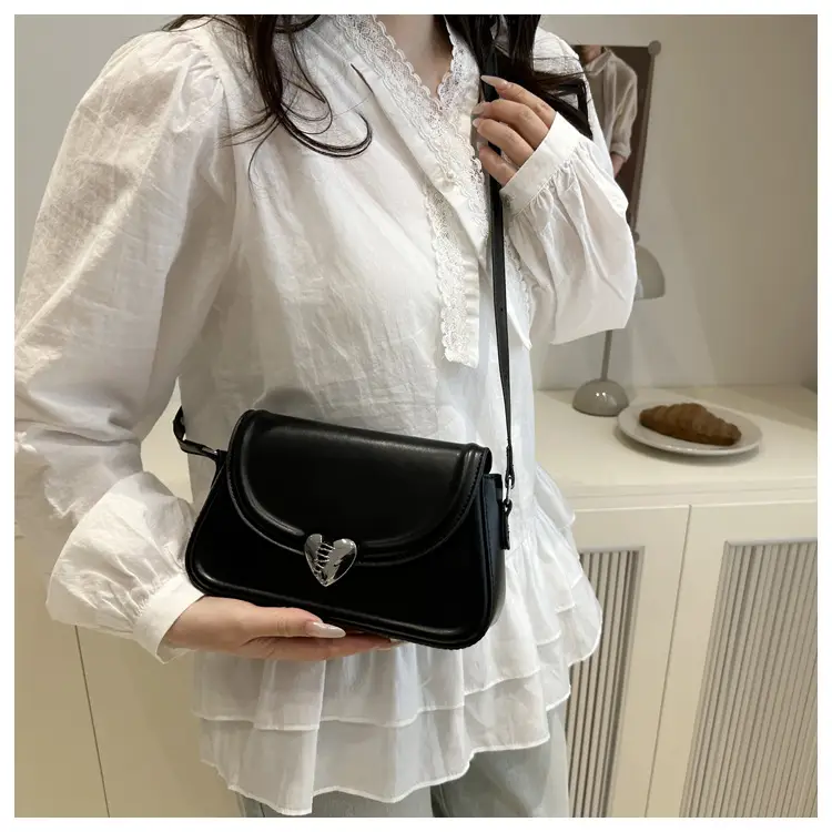 Pink French Style Heart Lock Shoulder Bag for Women — feature 27