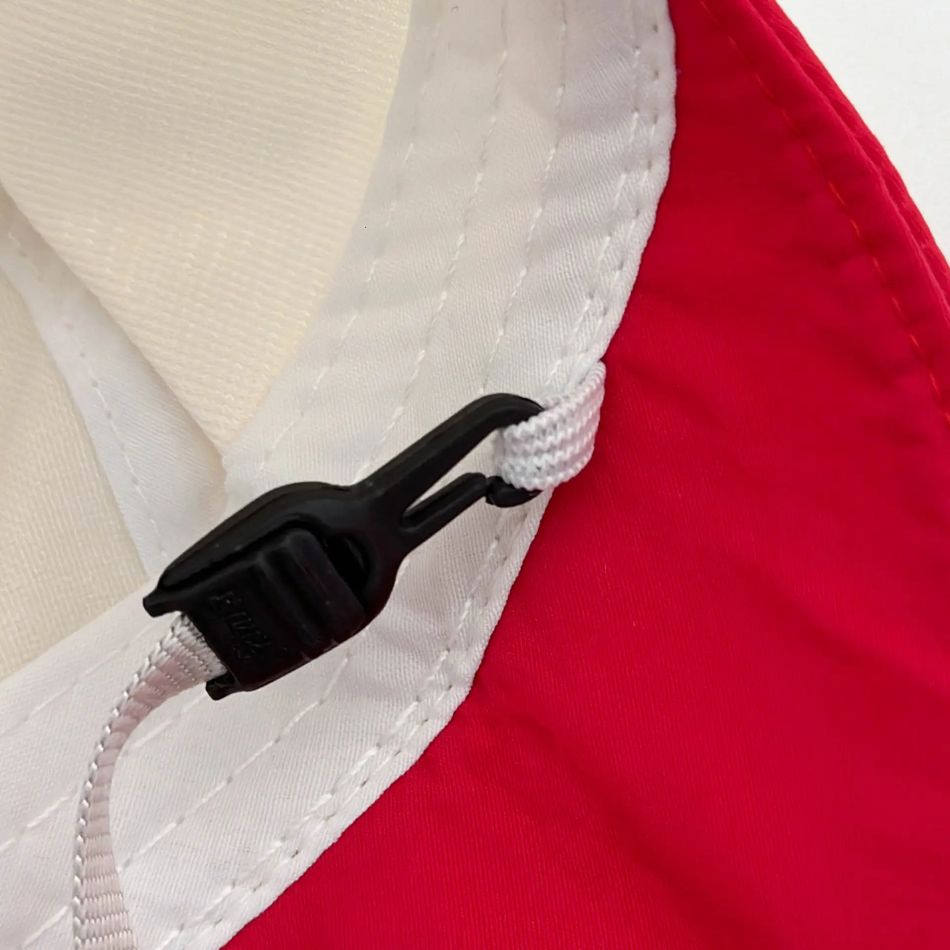 Children's Apple-Themed Cap Red Pink White Big Brim — feature 9