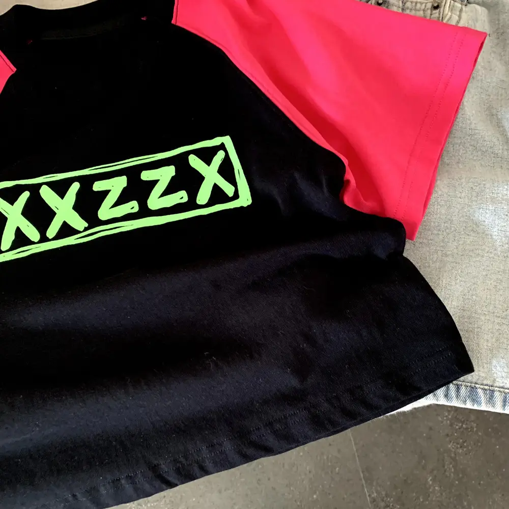 Boys T-Shirt Black Pink XXXX Graphic 2025 — feature 5