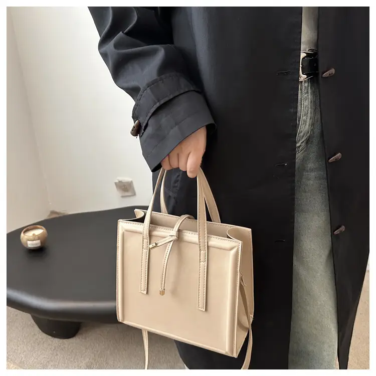 Pink Minimalist Large-Capacity Briefcase for Women — feature 11