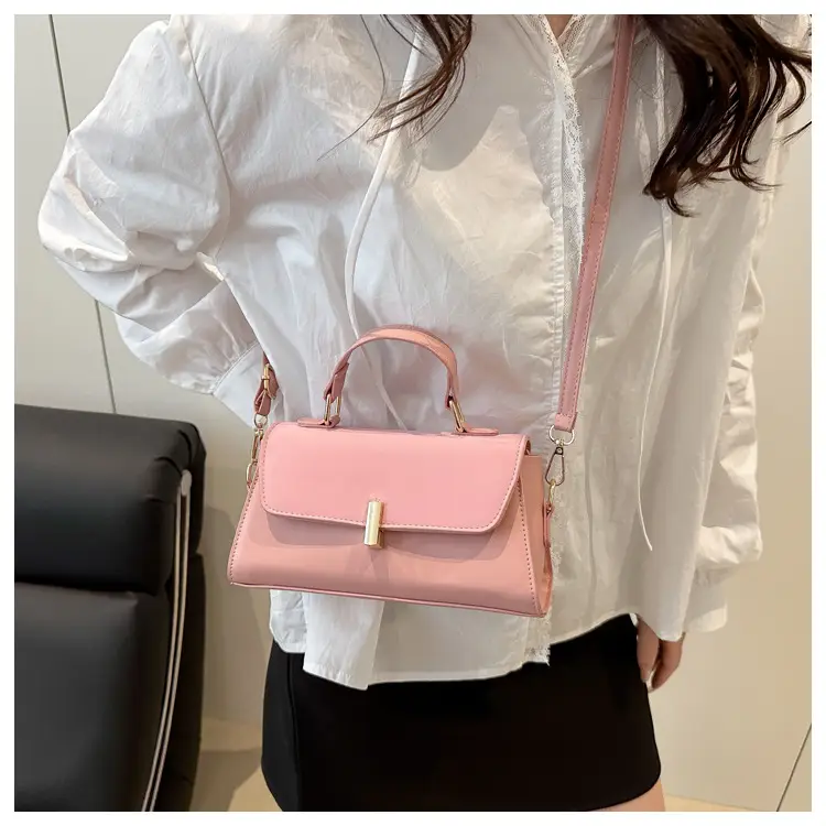 Pink Leather Shoulder Bag for Women 2025 Summer — feature 17