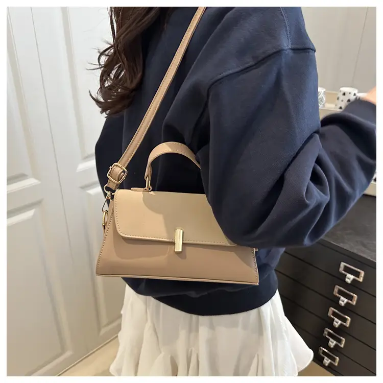 Pink Leather Shoulder Bag for Women 2025 Summer — feature 7