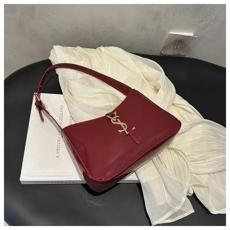 Women's Niche Design Shoulder Bag Cream Korean Style — feature 36