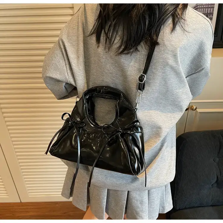 Red Korean Style Satchel Bucket Bag Women 2025 — feature 30