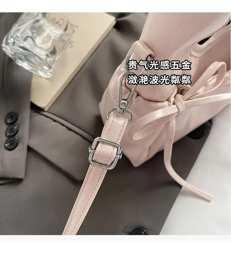 Red Korean Style Satchel Bucket Bag Women 2025 — feature 5
