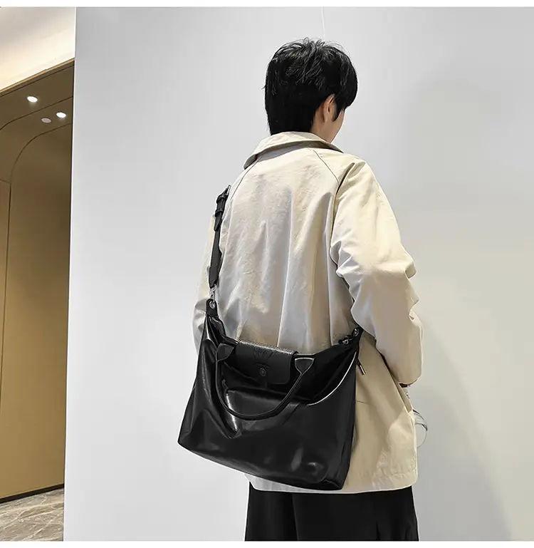 Black PU Leather Shoulder Bag for Men Women — feature 11
