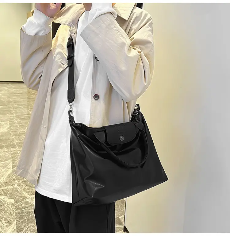 Black PU Leather Shoulder Bag for Men Women — feature 15