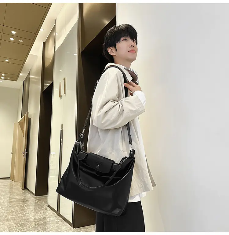 Black PU Leather Shoulder Bag for Men Women — feature 16