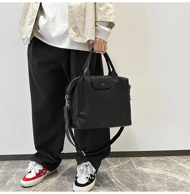 Black PU Leather Shoulder Bag for Men Women — feature 19