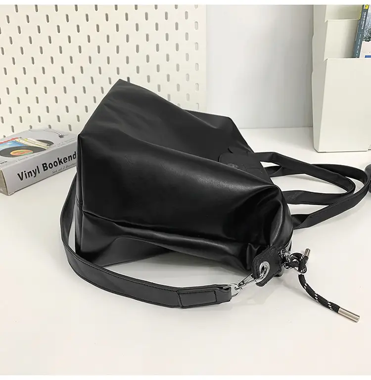 Black PU Leather Shoulder Bag for Men Women — feature 33