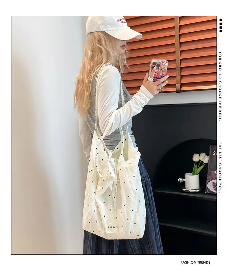Korean Polka Dot Canvas Shoulder Tote Bag 2025 — feature 4