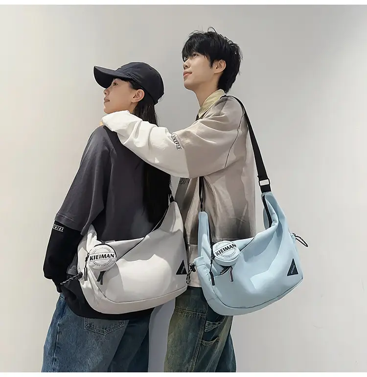 Men's Black Crossbody Shoulder Bag 2026 — feature 12