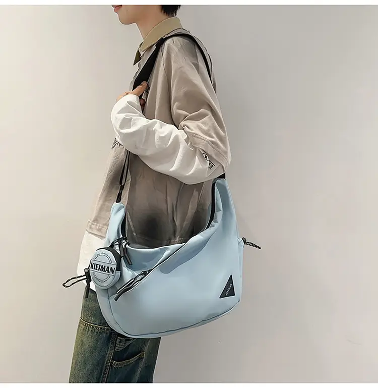 Men's Black Crossbody Shoulder Bag 2026 — feature 15