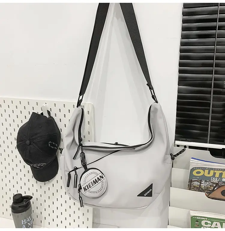 Men's Black Crossbody Shoulder Bag 2026 — feature 35