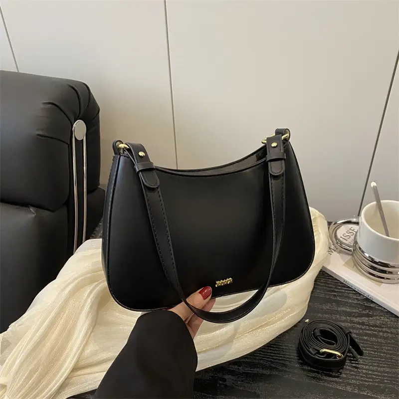 Black French Style Square Shoulder Bag 2025 - Image 7