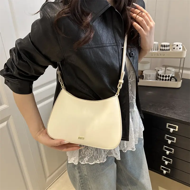 Black French Style Square Shoulder Bag 2025 - Image 9