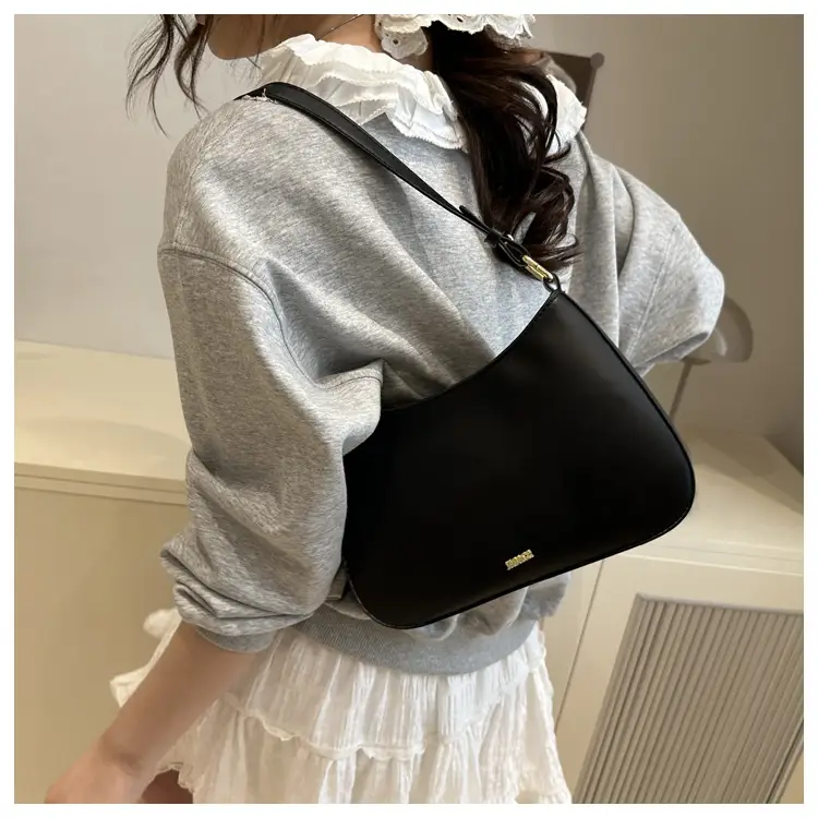 Black French Style Square Shoulder Bag 2025 — feature 17