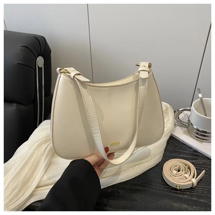Black French Style Square Shoulder Bag 2025 — feature 19