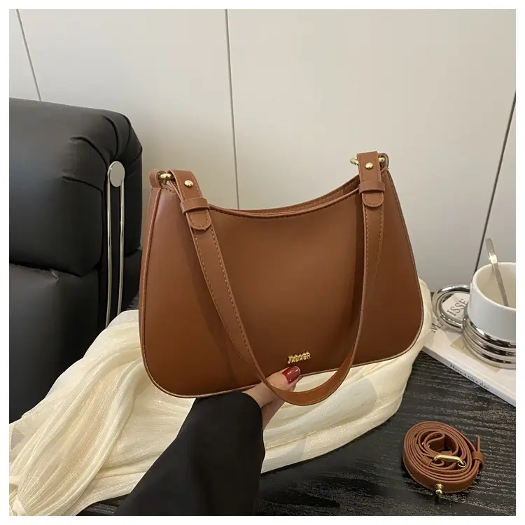 Black French Style Square Shoulder Bag 2025 — feature 20