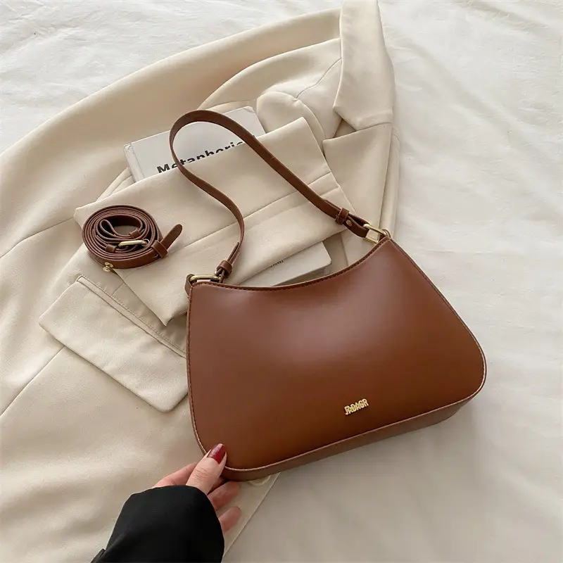 Black French Style Square Shoulder Bag 2025 - Image 3