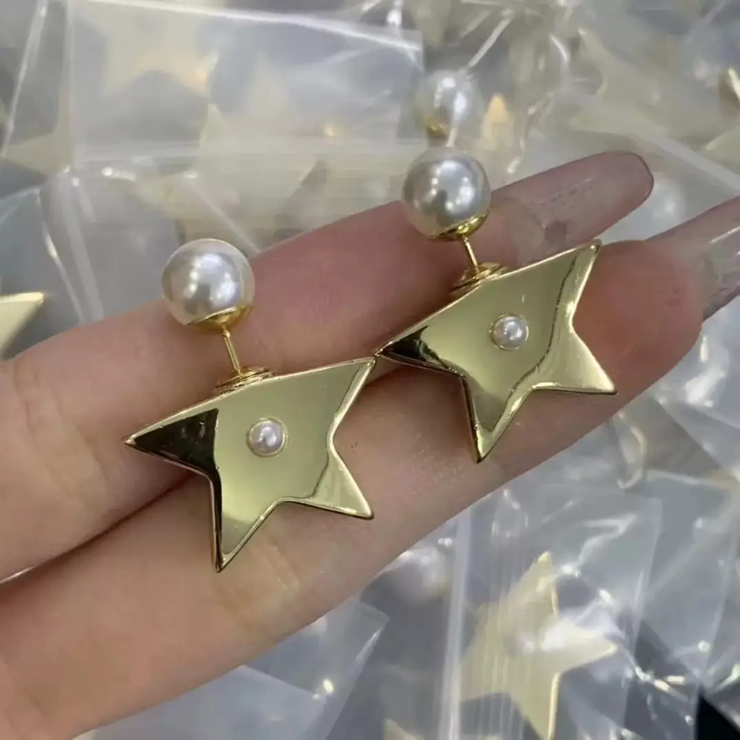 Retro Pearl Rose Gold Stud Earrings for Women