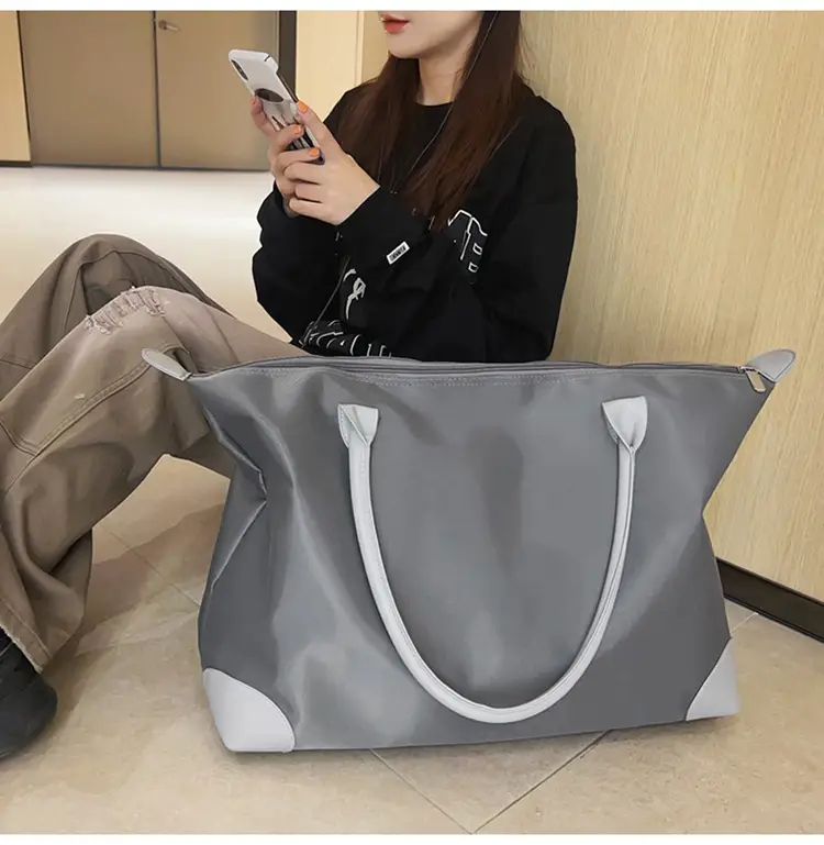 Large Capacity Men's Tote Bag Black 2026 — feature 18