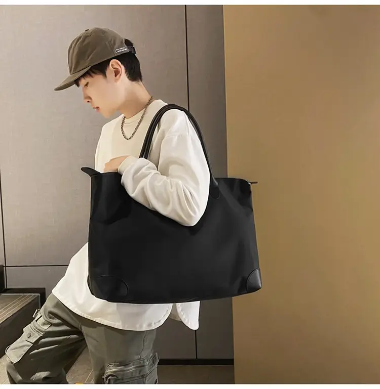 Large Capacity Men's Tote Bag Black 2026 — feature 23