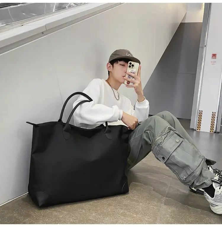 Large Capacity Men's Tote Bag Black 2026 — feature 24