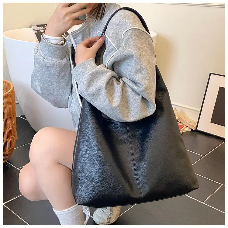 Women's Large Capacity Tan Shoulder Bag Summer 2025 — feature 10