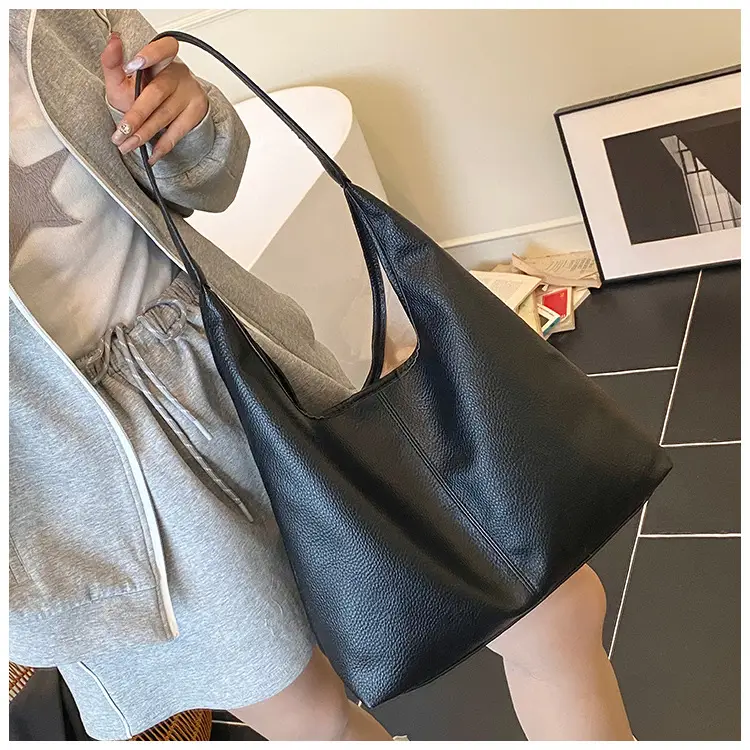 Women's Large Capacity Tan Shoulder Bag Summer 2025 — feature 11