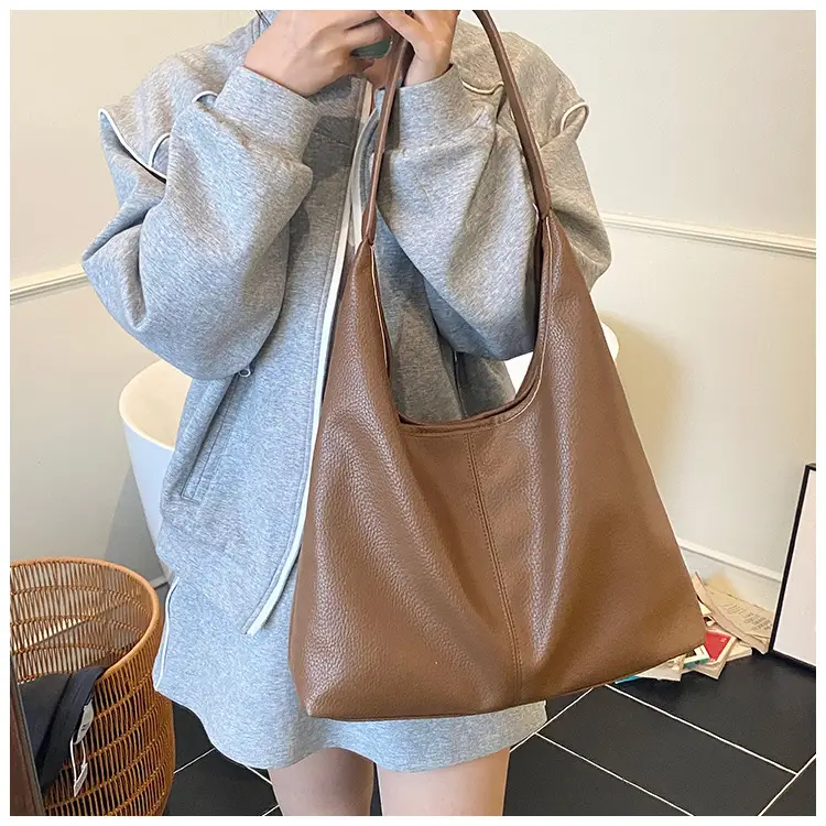 Women's Large Capacity Tan Shoulder Bag Summer 2025 — feature 14