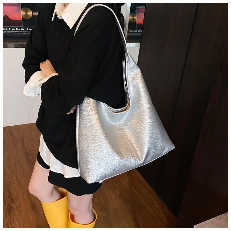 Women's Large Capacity Tan Shoulder Bag Summer 2025 — feature 19