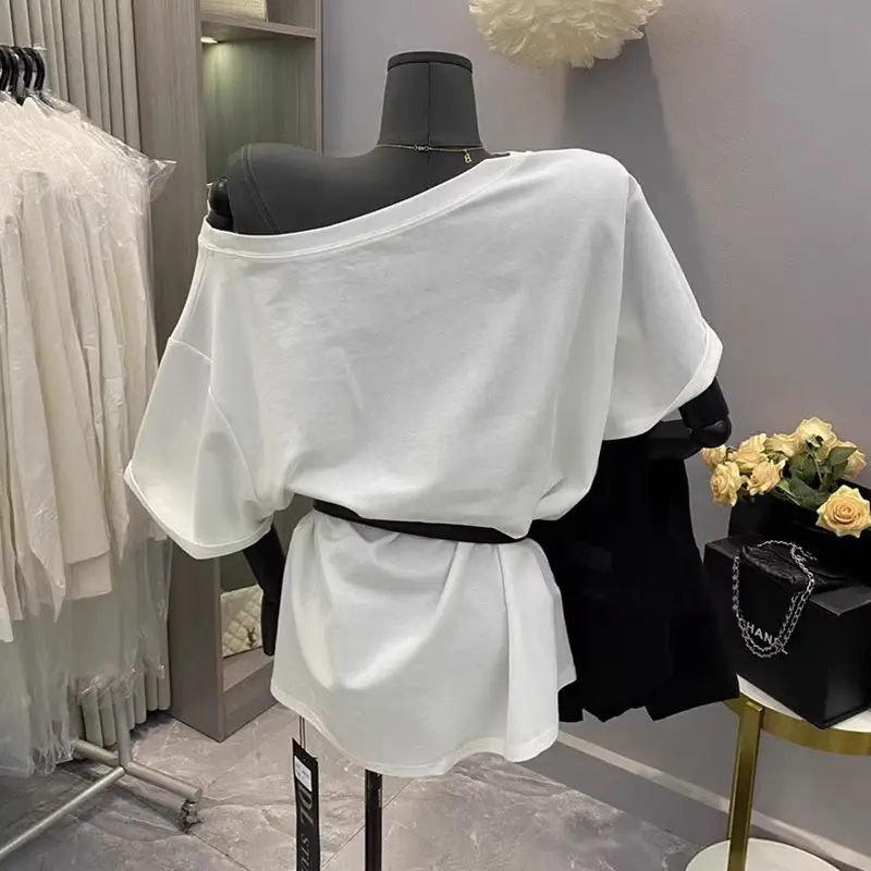 Women Korean Print Off Shoulder T-Shirt Set White Black - Image 3