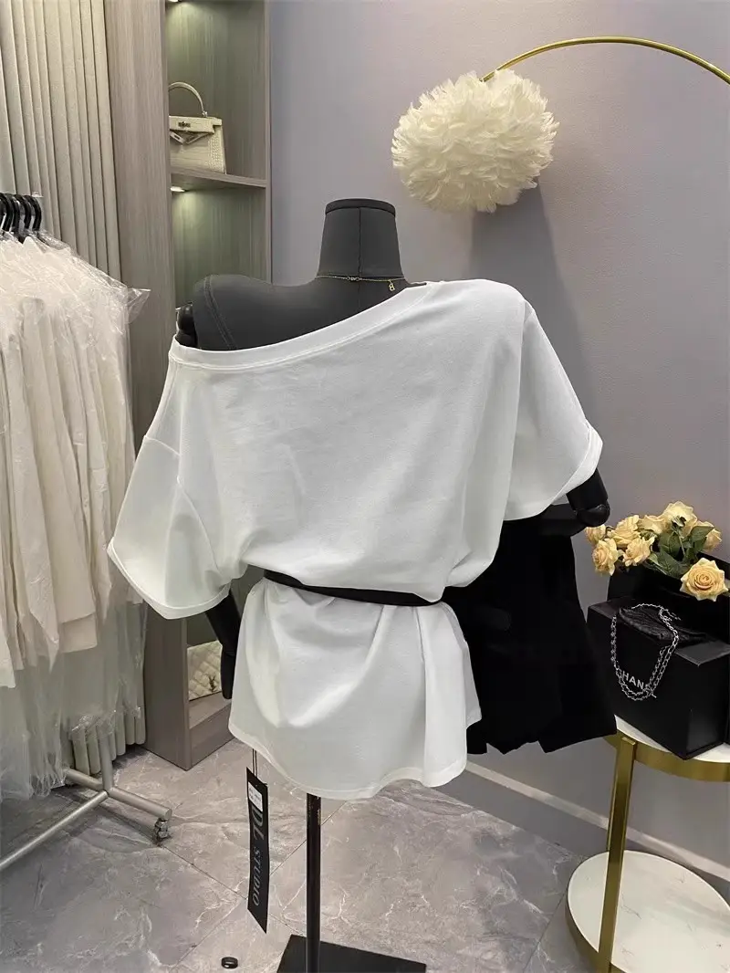 Women Korean Print Off Shoulder T-Shirt Set White Black — feature 2