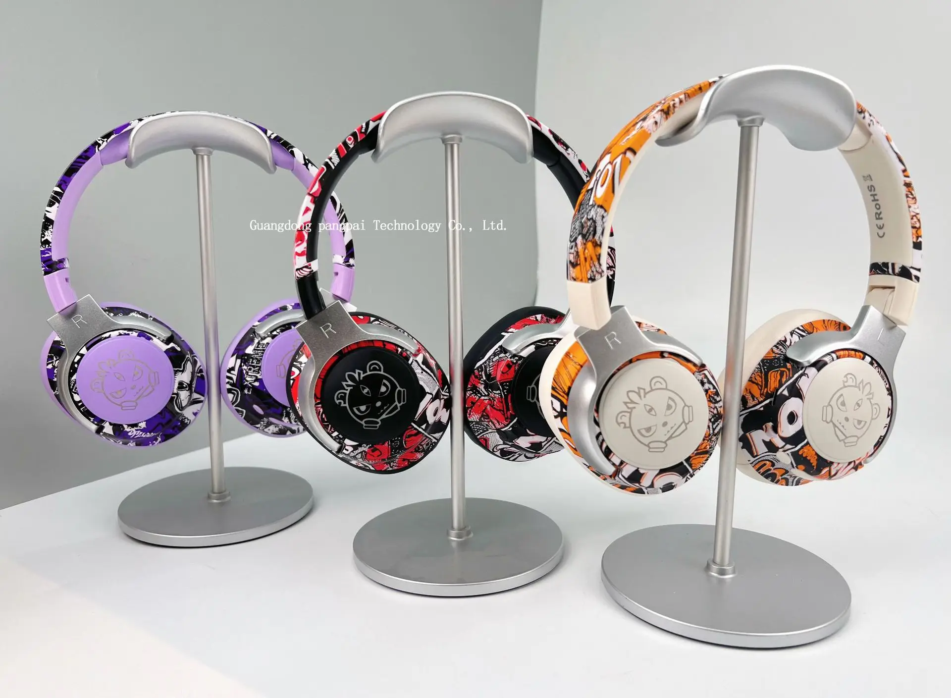 Wireless Bluetooth Headset with RGB Light Effect Full Ear Call Game — feature 4