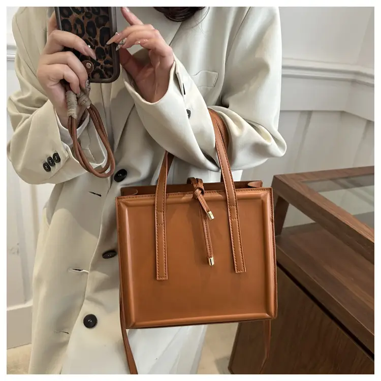 White Women's Square Shoulder Bag 2025 New Style — feature 17