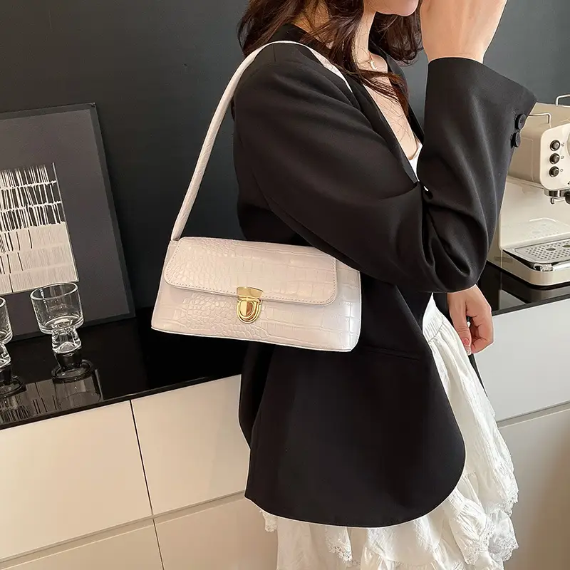 Pink French Niche Shoulder Bag for Women - Image 8