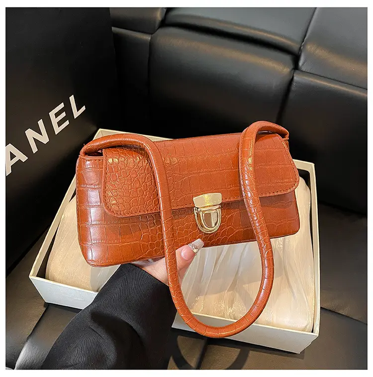 Pink French Niche Shoulder Bag for Women - Image 4