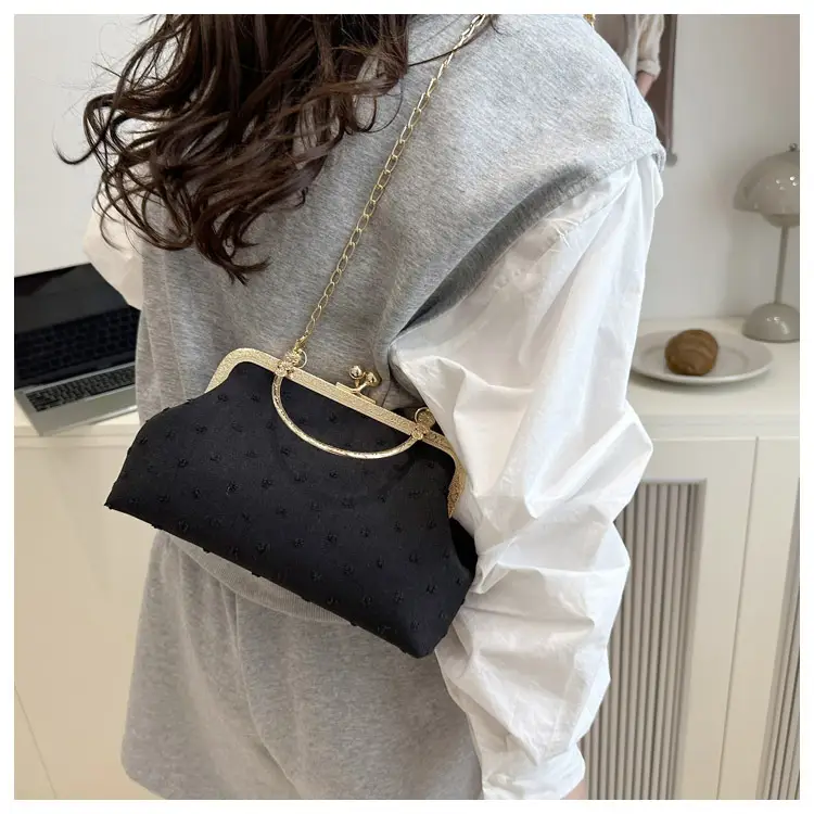Black Korean Style Shoulder Bag for Women 2025 — feature 31