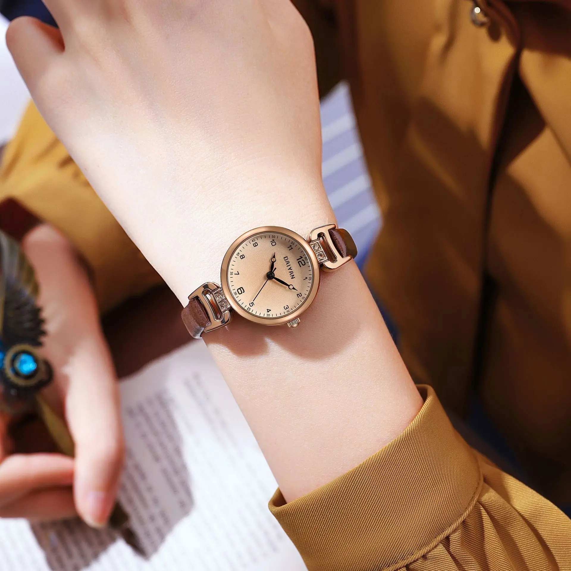 Vintage British Style Women's Watch K310 Brown Leather - Image 2