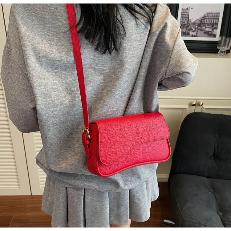 Women's White Square Crossbody Bag 2025 Summer — feature 16